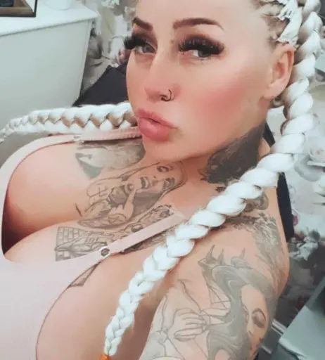 Image 16294853 from bustyblondeduo