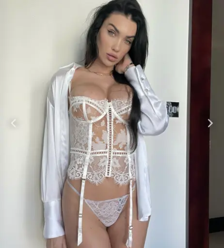 Image 1611603 from Melinda London