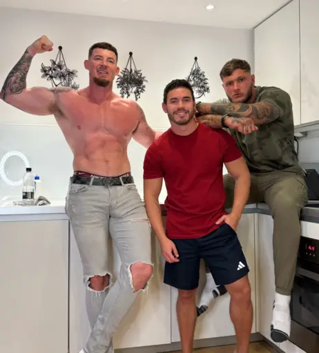 Image 17960799 from oliverhuntxxx