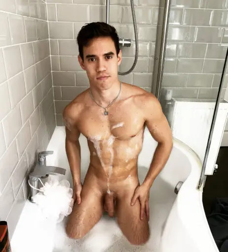 Image 17979901 from oliverhuntxxx