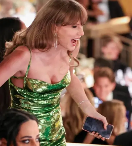 Image 1791196 from Taylor Swift