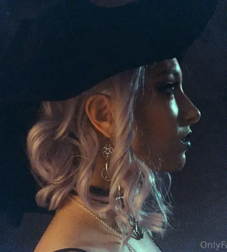 Image 1792915 from fallcos1