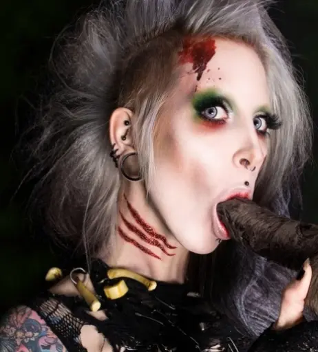 Image 1790064 from Razor Candi