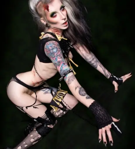 Image 1790012 from Razor Candi