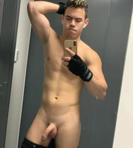 Image 17984158 from oliverhuntxxx