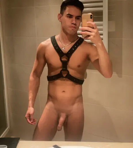 Image 17983396 from oliverhuntxxx