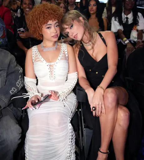 Image 1787787 from Taylor Swift