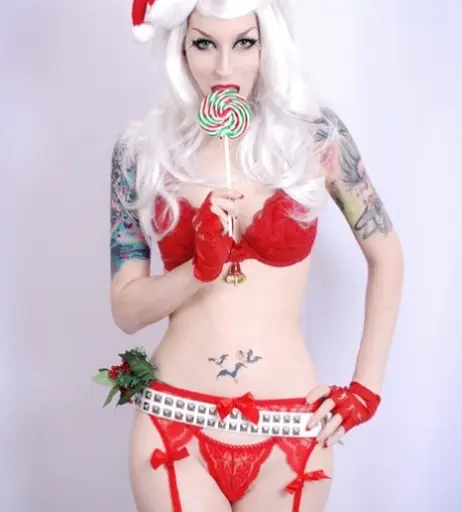 Image 1781807 from Razor Candi