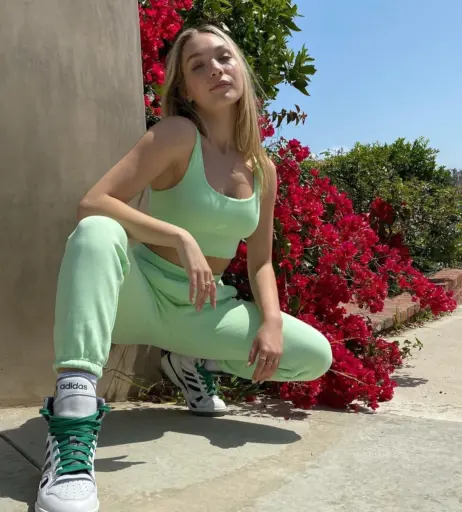 Image 1782089 from Maddie Ziegler