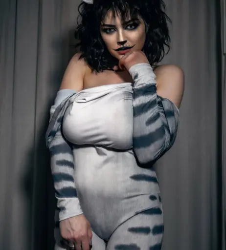 Image 1783315 from Tessa Fowler