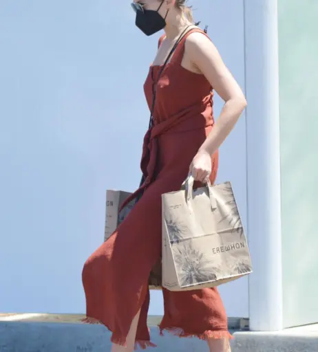 Image 1788596 from Elizabeth Olsen