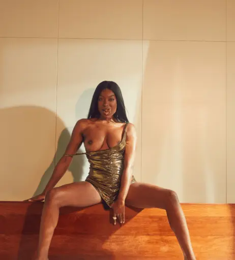 Image 1775781 from Linda Nobat