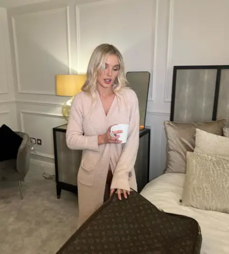 Image 1776792 from Helen Flanagan