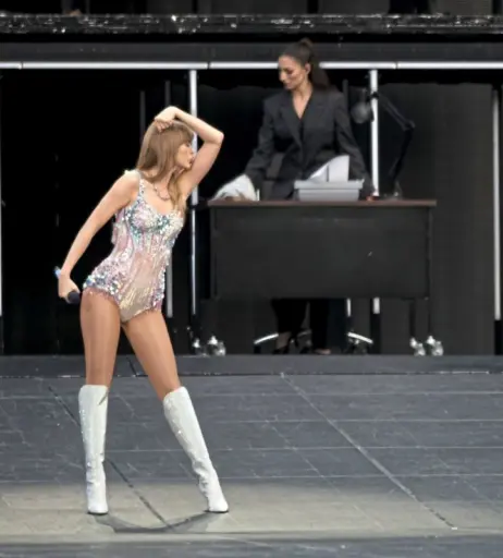 Image 1776109 from Taylor Swift