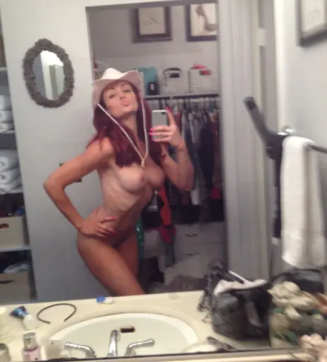 Image 1774342 from Maria Kanellis