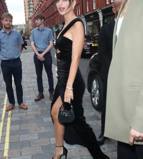 Image 1772299 from Emily Ratajkowski