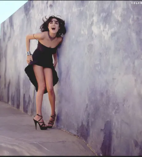 Image 1773651 from Angelina Jolie