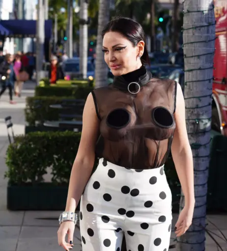 Image 1770574 from Bleona Qereti