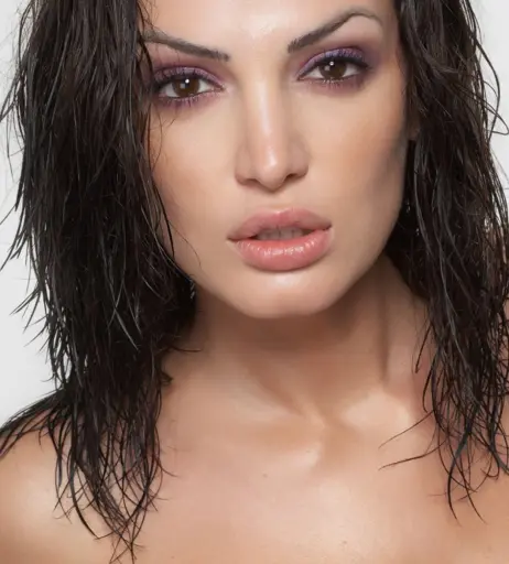 Image 1770237 from Bleona Qereti