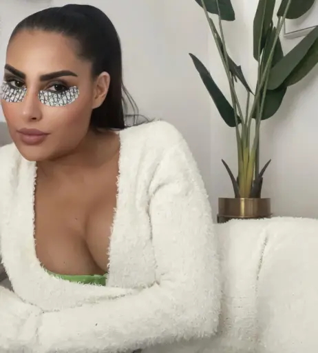 Image 1779633 from Senna Gammour