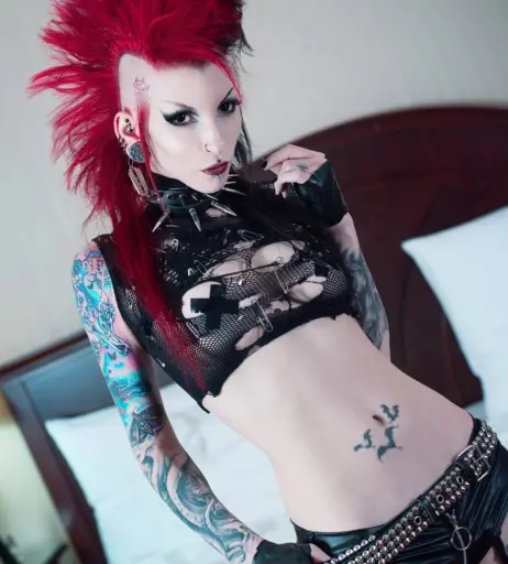 Image 1778789 from Razor Candi