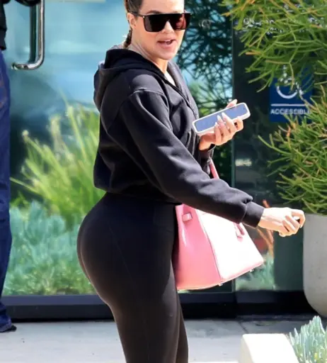 Image 1778607 from Khloé Kardashian