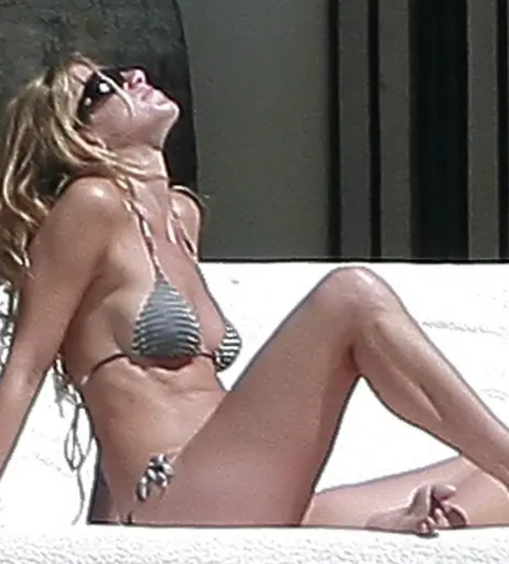 Image 1765537 from Jennifer Aniston