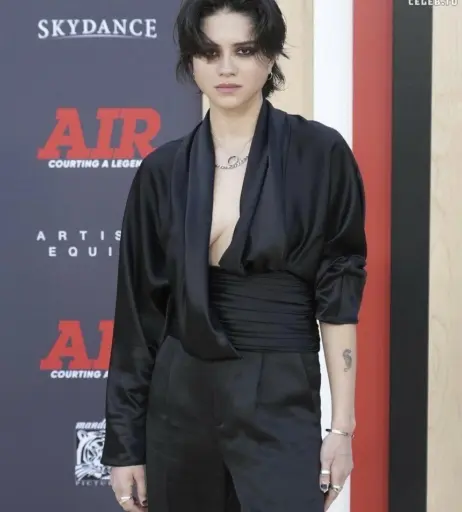 Image 1765677 from Sasha Calle