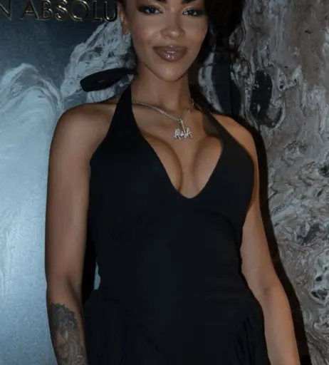 Image 1766178 from Alicia Awa