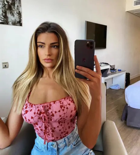 Image 1766351 from Zara McDermott