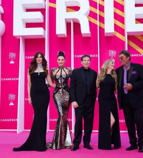 Image 1766304 from Bleona Qereti