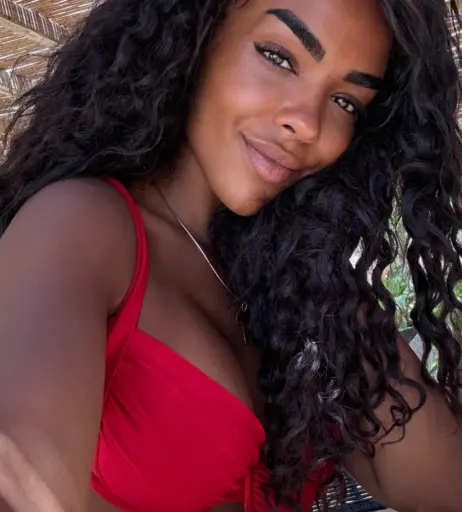 Image 1767487 from Alicia Awa