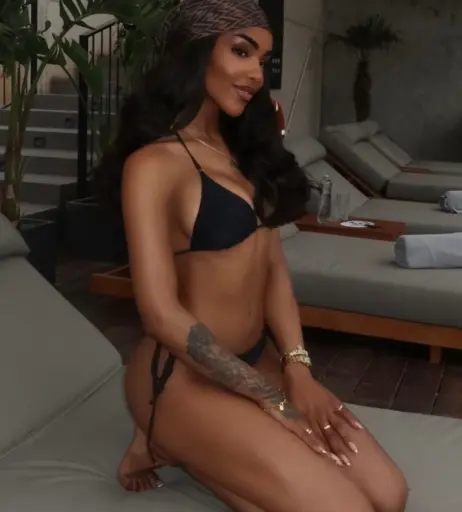 Image 1767673 from Alicia Awa