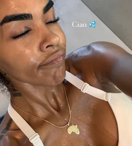 Image 1767351 from Alicia Awa