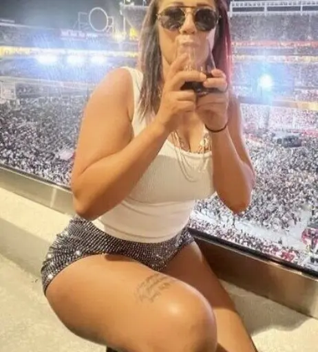 Image 1767277 from Bayley