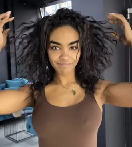 Image 1764818 from Alicia Awa