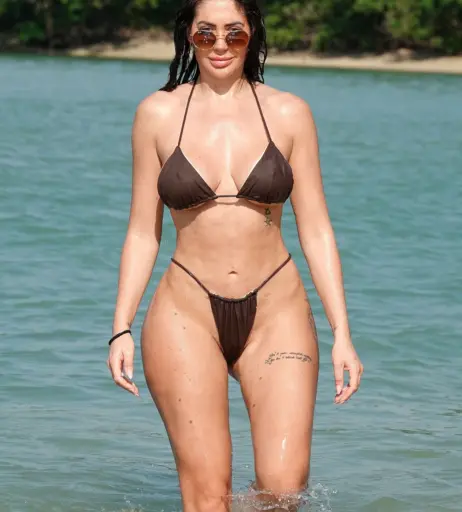 Image 1761884 from Chloe Ferry