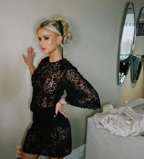 Image 1761306 from Erin Moriarty