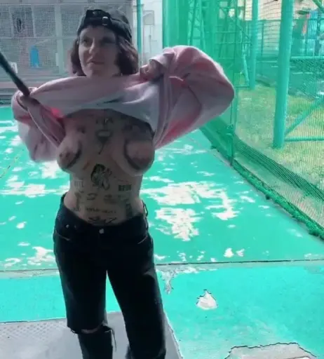 Image 1761992 from Brooke Candy