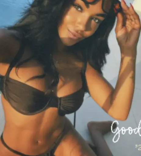 Image 1762403 from Alicia Awa