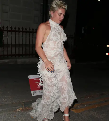 Image 1762088 from Florence Pugh