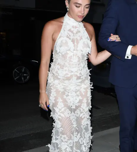 Image 1762304 from Florence Pugh