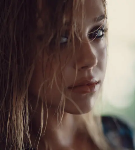 Image 1760595 from Alexis Ren