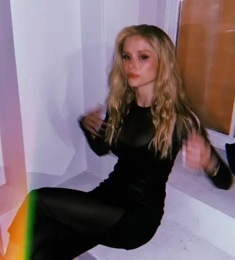 Image 1760535 from Erin Moriarty