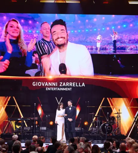 Image 1760728 from Nazan Eckes