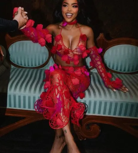 Image 1760027 from Alicia Awa