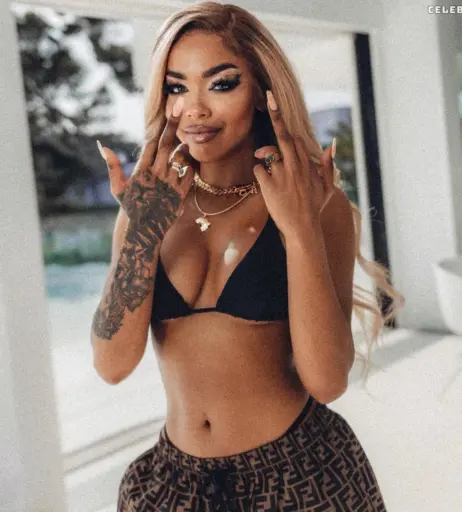 Image 1760340 from Alicia Awa