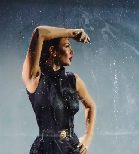 Image 1769916 from Bleona Qereti