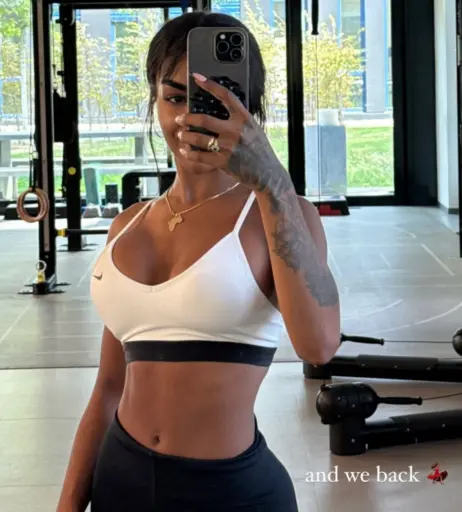 Image 1768458 from Alicia Awa