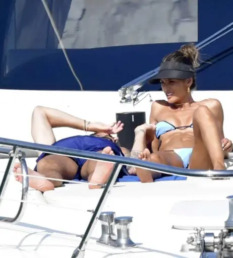 Image 1755123 from Izabel Goulart